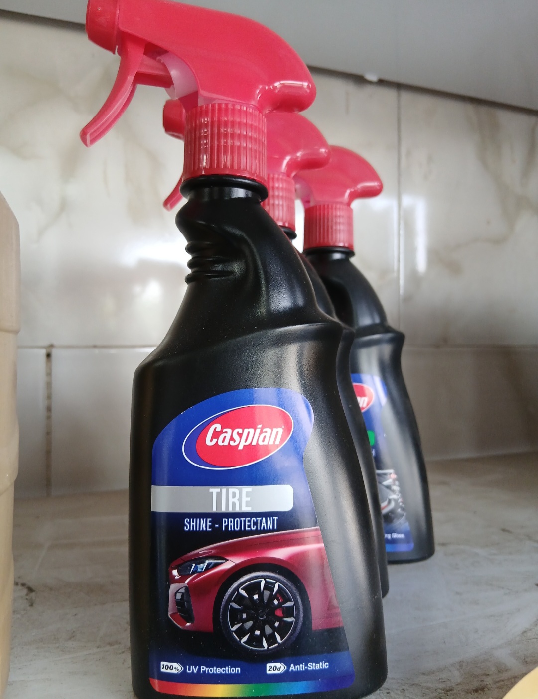 اسپری براق‌کننده و محافظ لاستیک Caspian Tire Shine Protectant