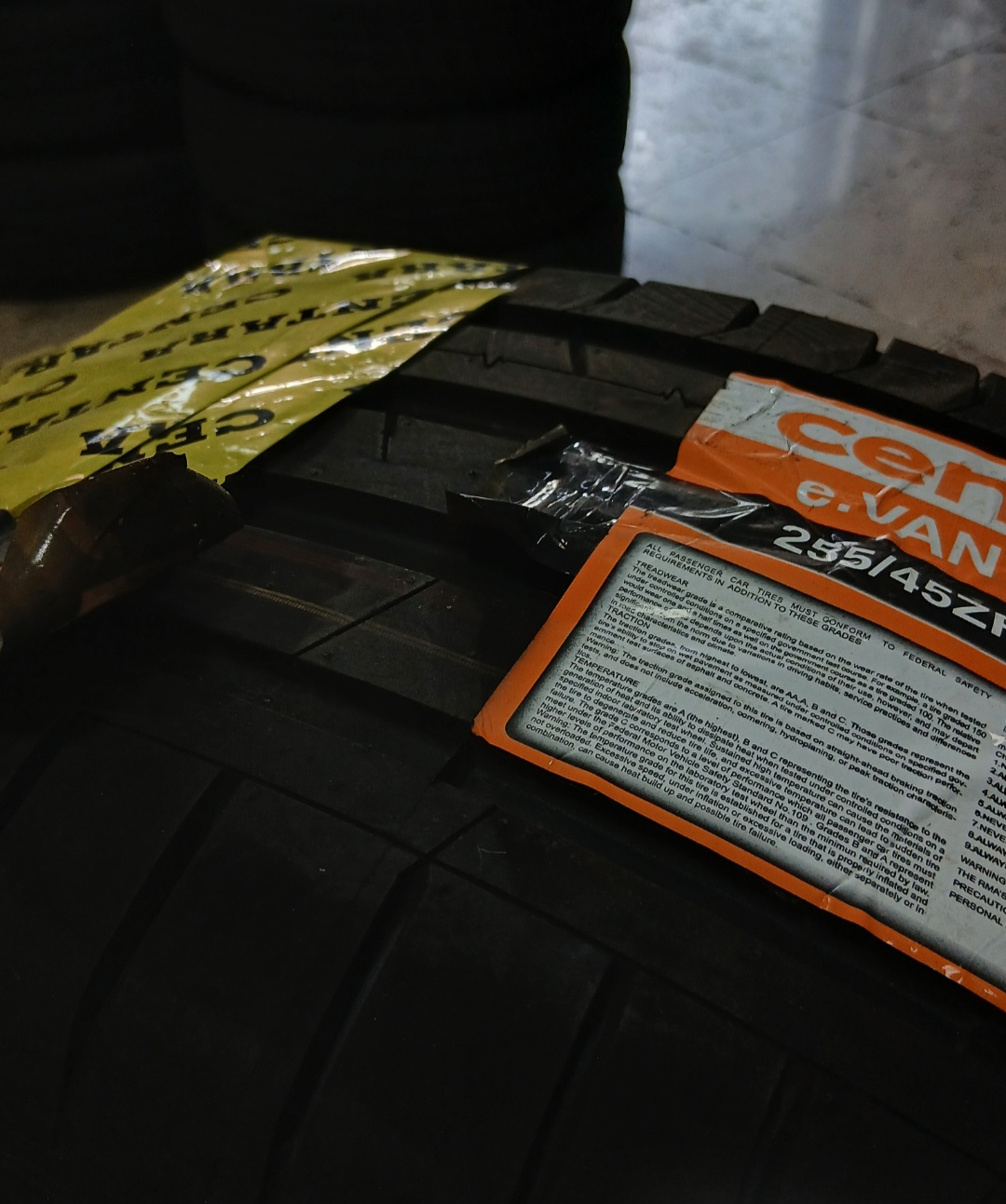 لاستیک سنترا چین 245/45r20