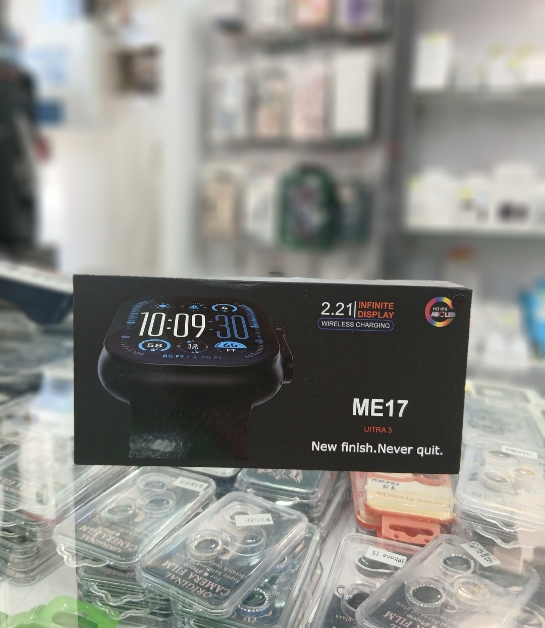 ساعت هوشمند ME17 با بند اضافه فلزی کنار ساعت