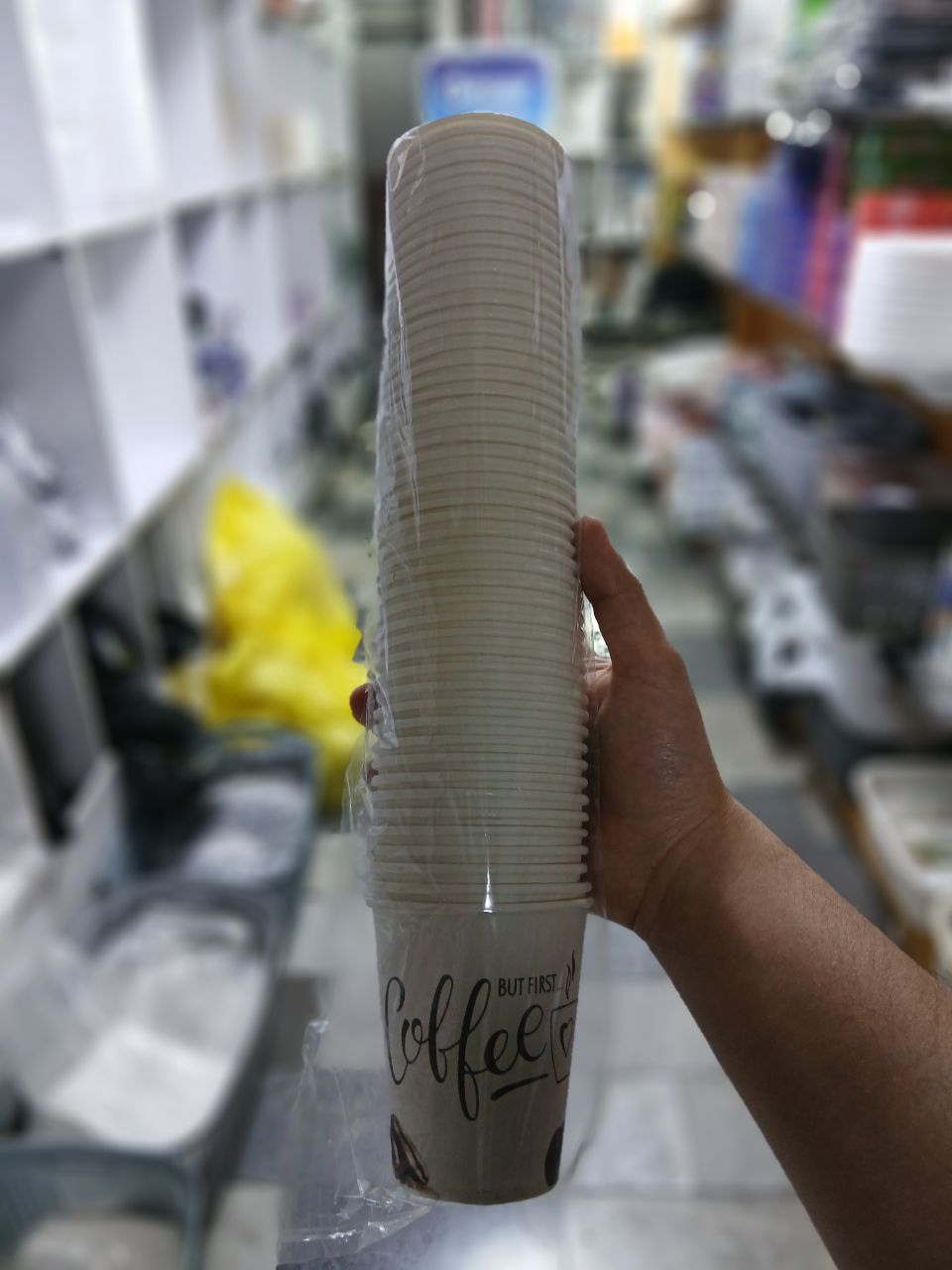 لیوان یکبارمصرف