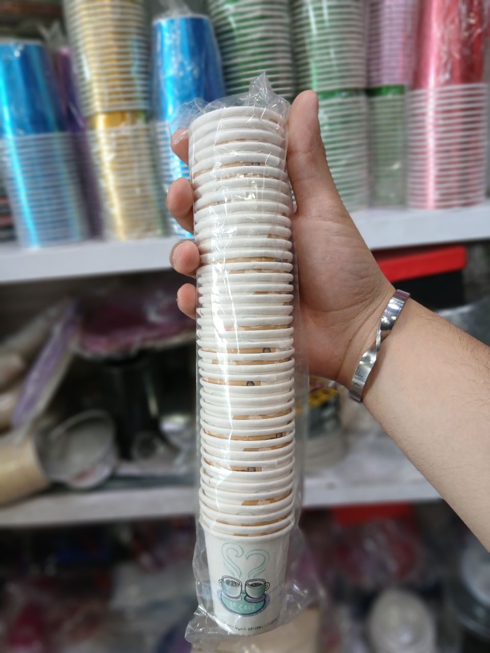 لیوان یکبار مصرف کوچیک