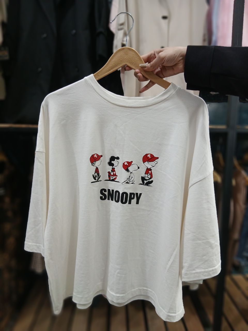 تیشرت وارداتی طرح snoopy