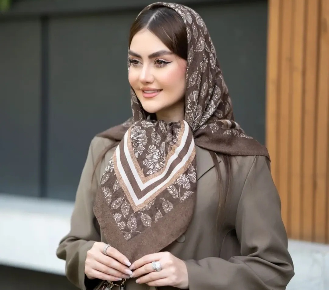 روسری نخی سیا اسکارف