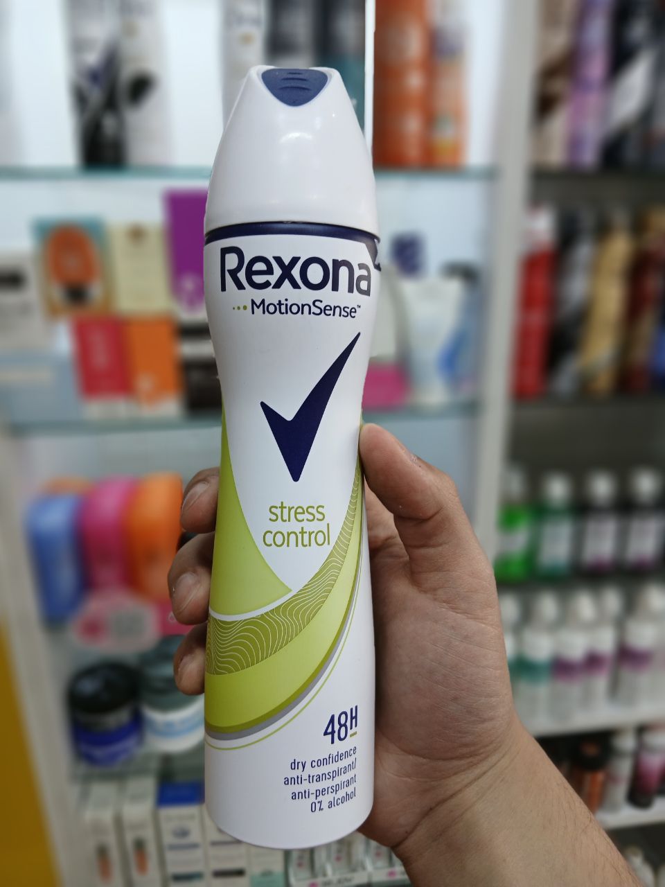 اسپری ضدتعریق Rexona از سری MotionSense Stress Control با محافظت 48 ساعته.