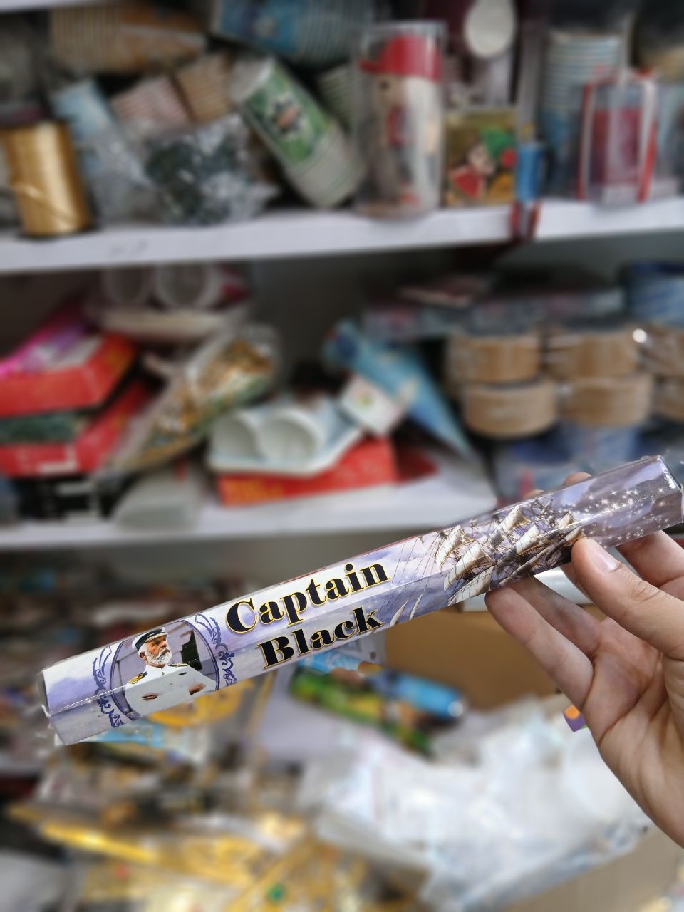 عود Captain Black