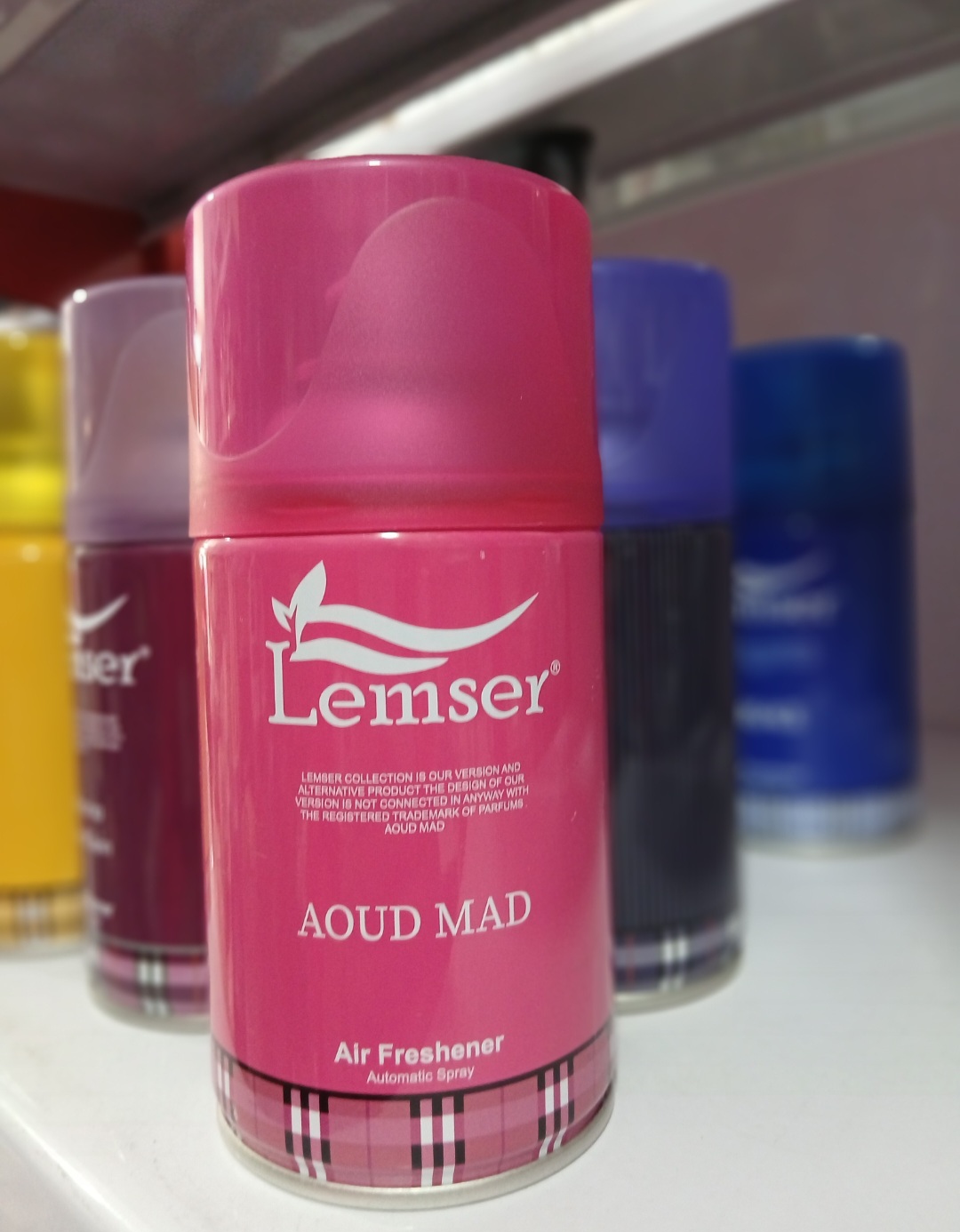 اسپری خوشبو کننده هوا لمسر مدل Aoud Mad حجم 250 میلی لیتر