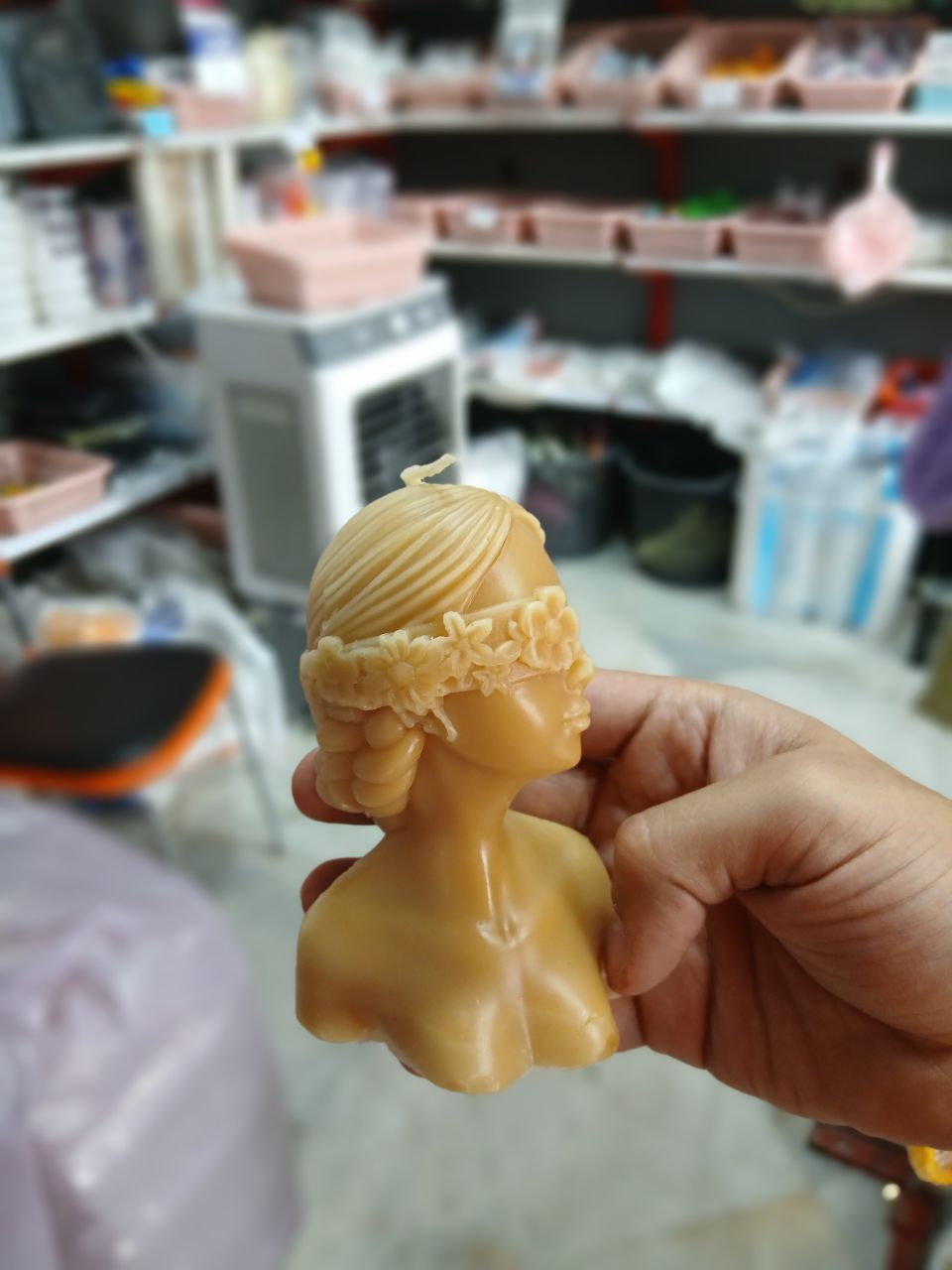 شمع طرح زن