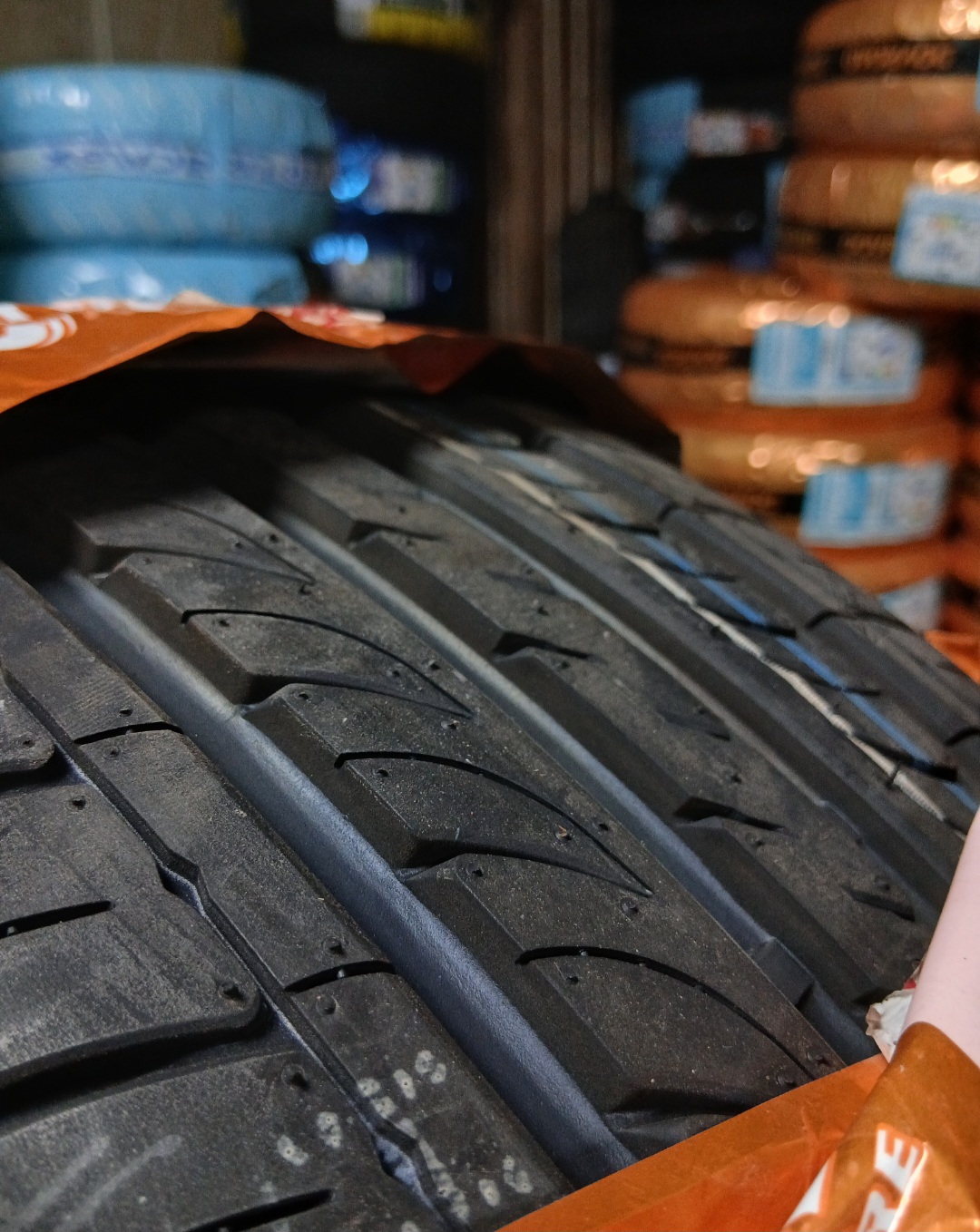 لاستیک ترفلکس چین 205/60r15