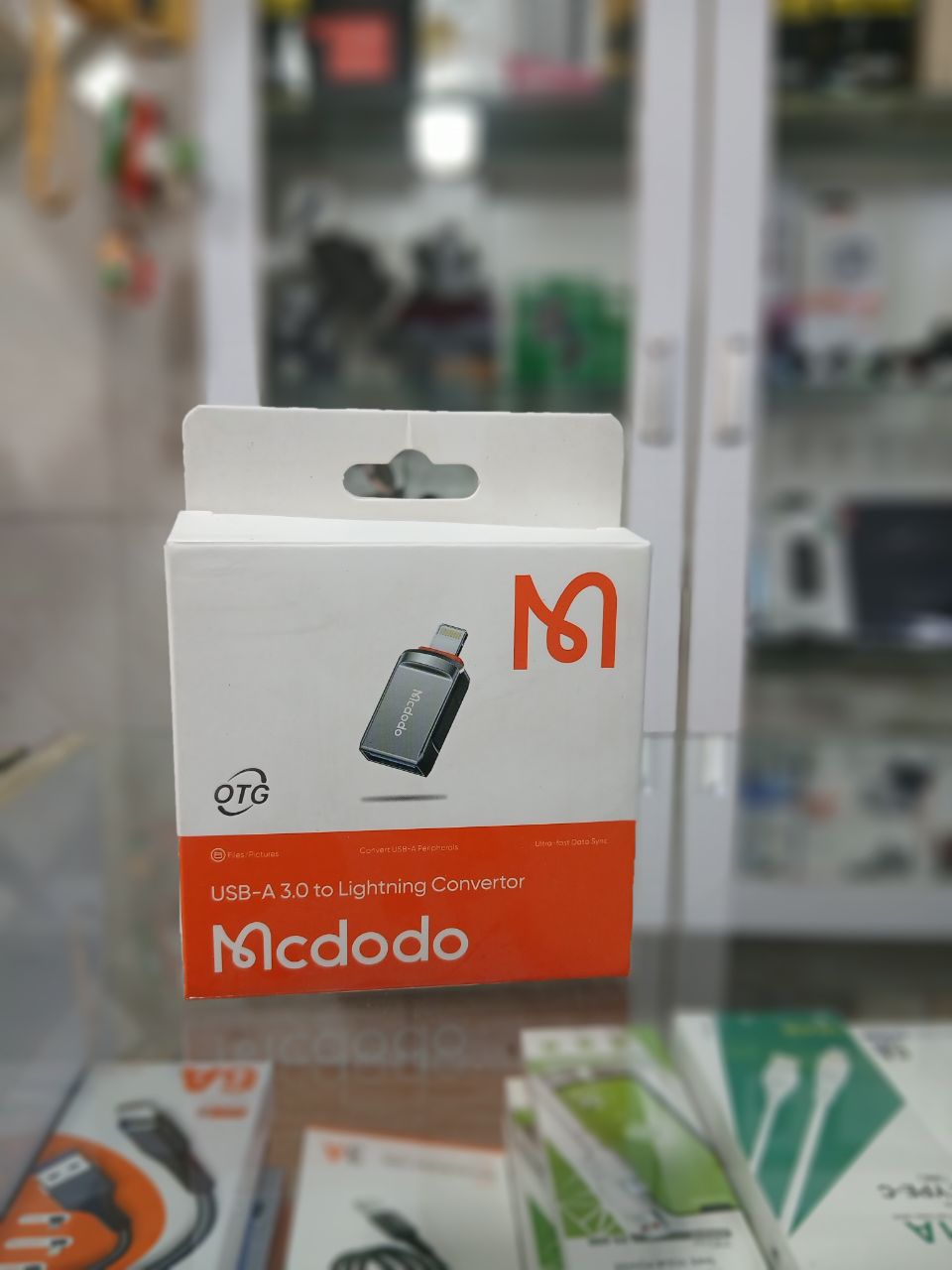 او تی جی USB-A 3.0 to Lightning Convertor
