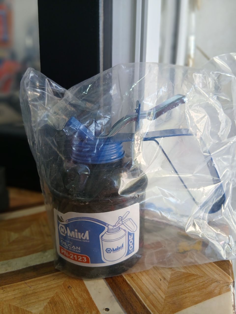 روغن‌دان دستی MIKA