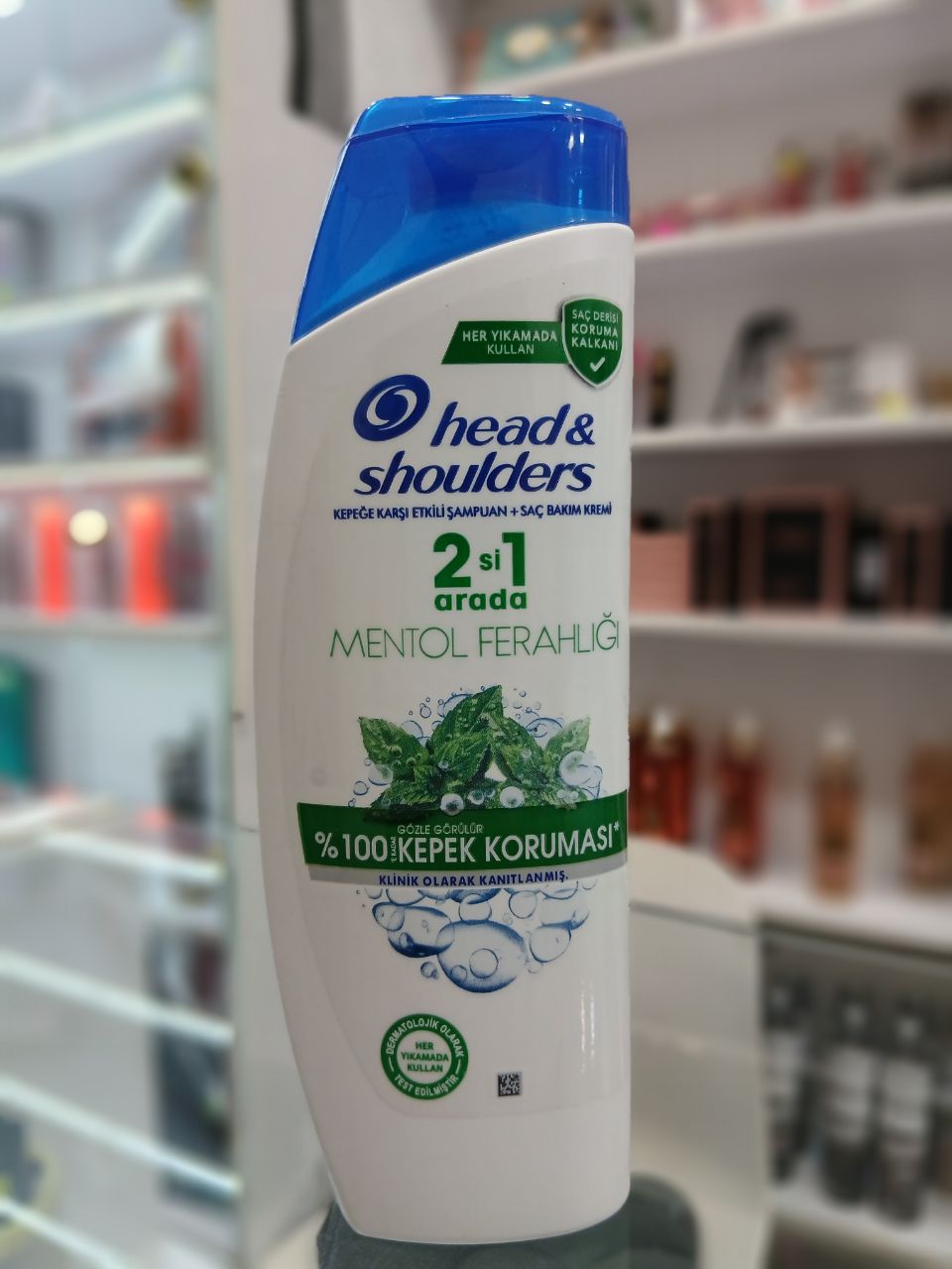 شامپو ضدشوره هد اند شولدرز Head & Shoulders مدل Menthol Fresh 2 in 1