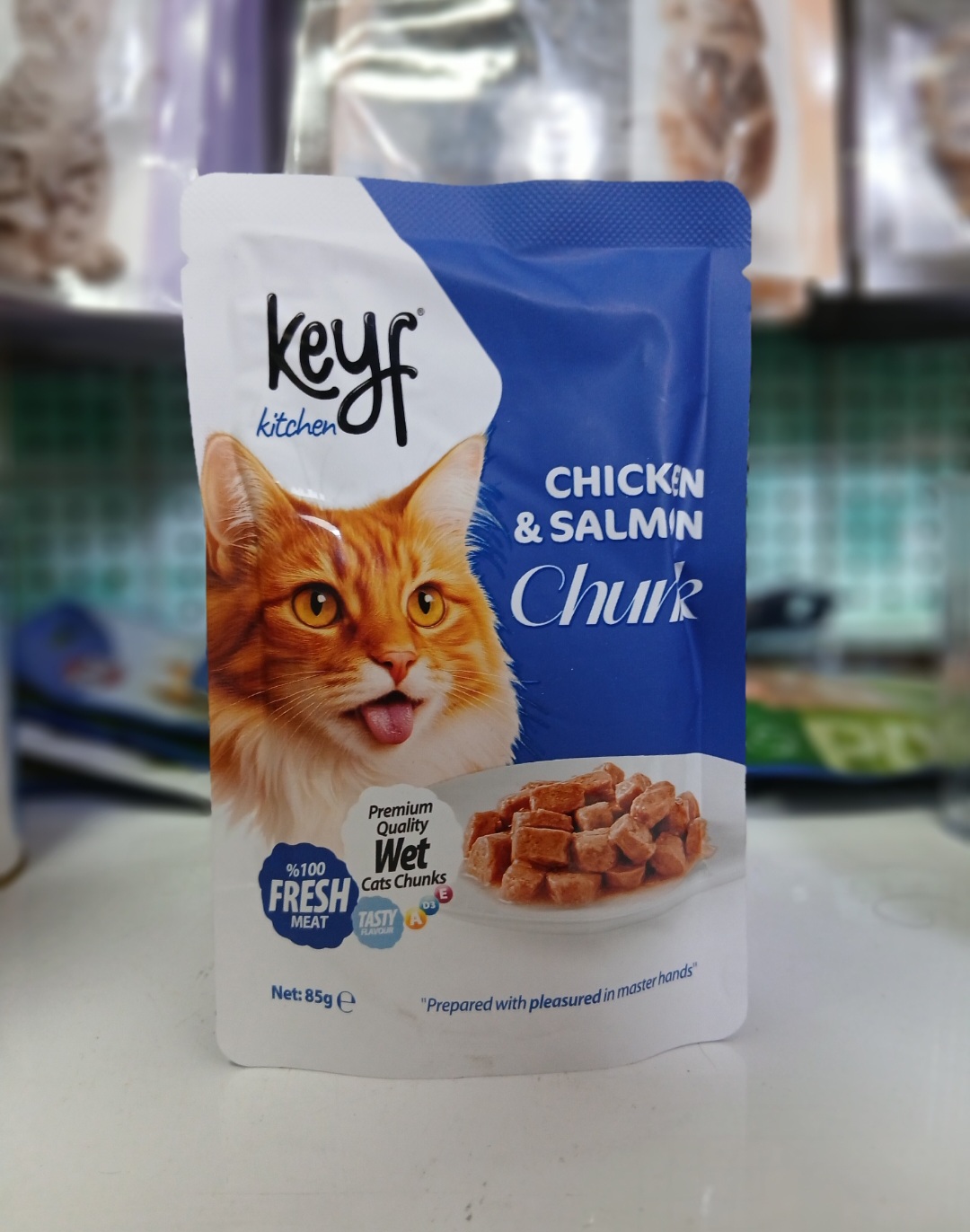 غذای تر گربه Keyf Kitchen با طعم مرغ و سالمون 85 گرم