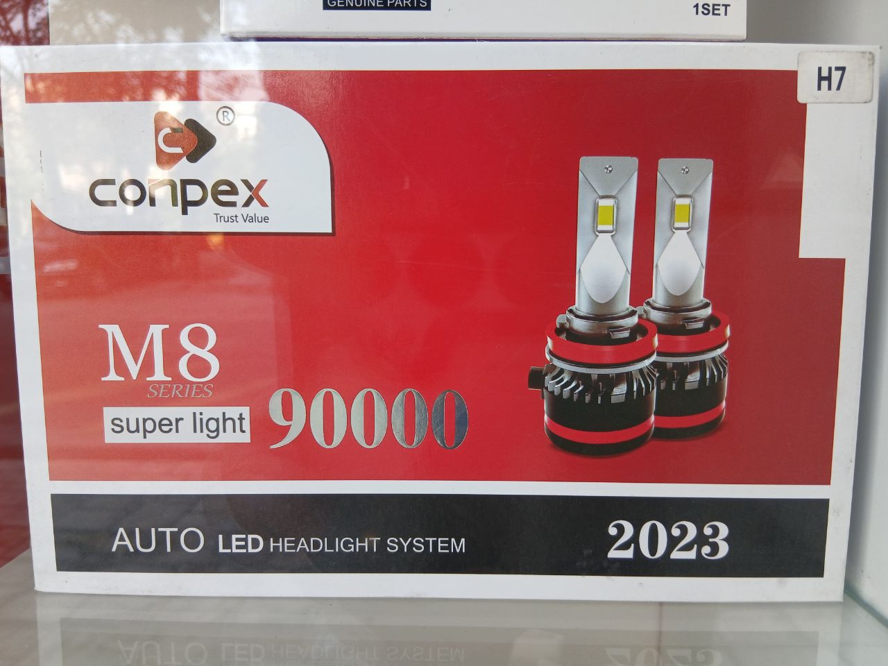 هدلایت M8کانپکس H7 90000